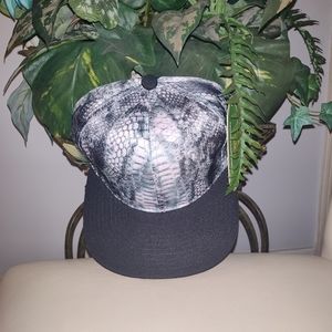 Unisex Gray Snake Skin top w/Black flat brim hat